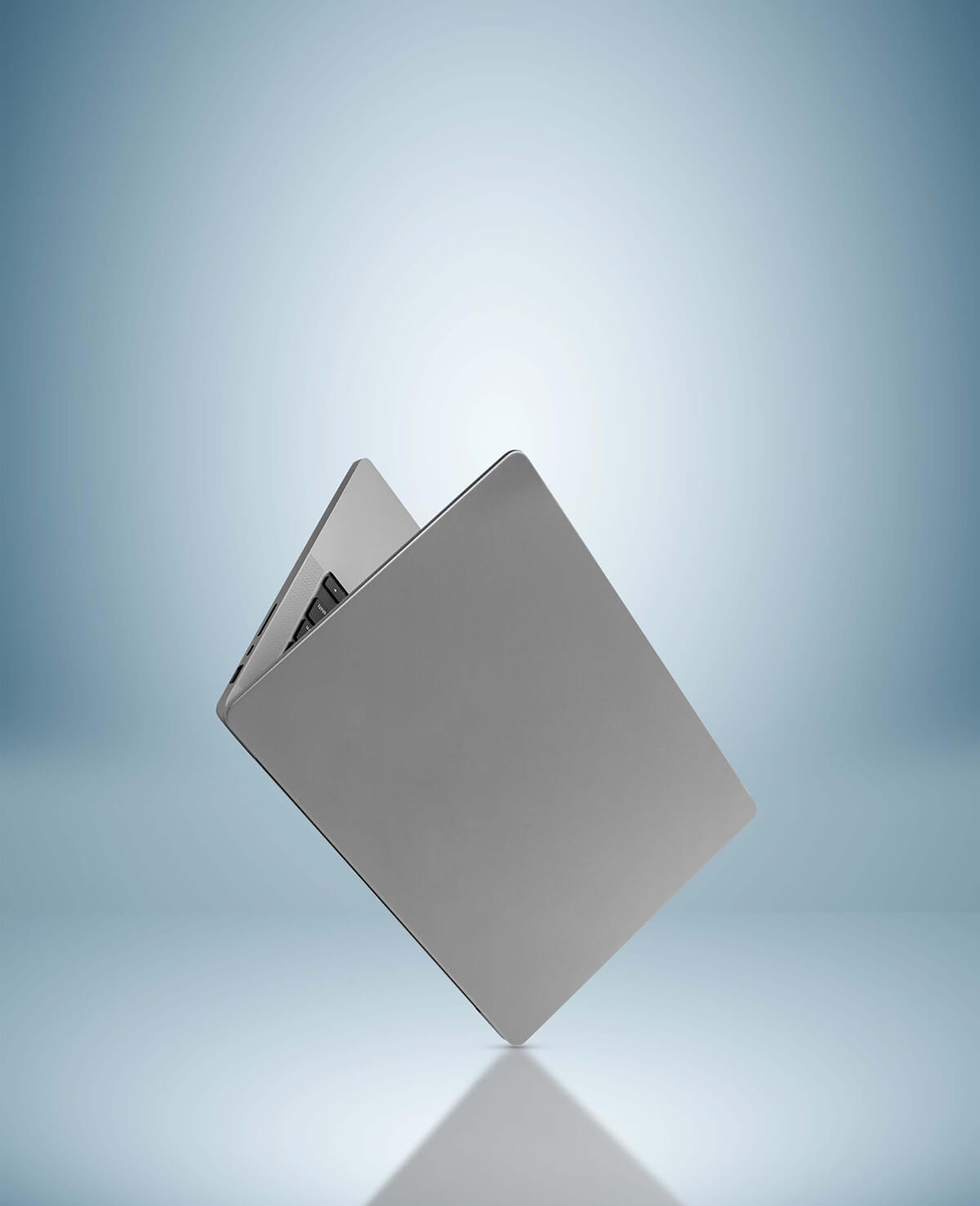 MacBook Air - Image 3